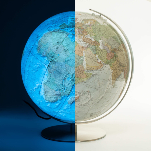 Duo Alba Hand-laid 34cm Illuminated Globe